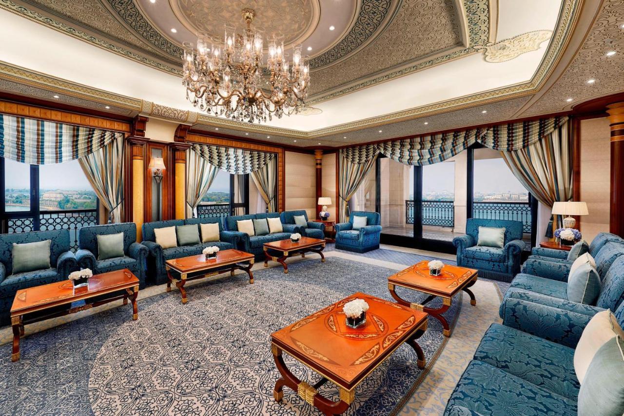 Royal Suite 1 Bedroom Suite 1 King Balcony
