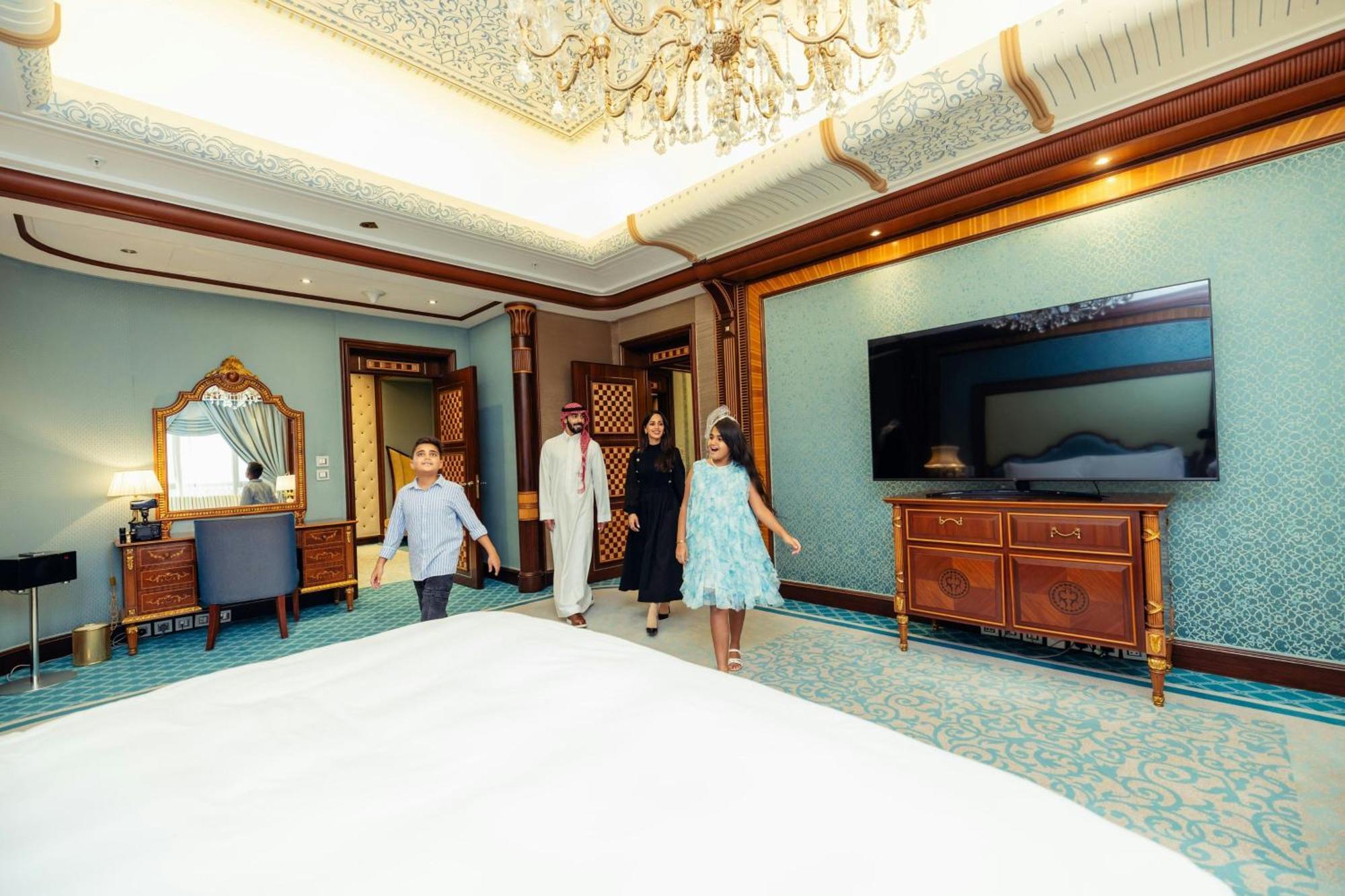 Royal Suite 1 Bedroom Suite 1 King Balcony